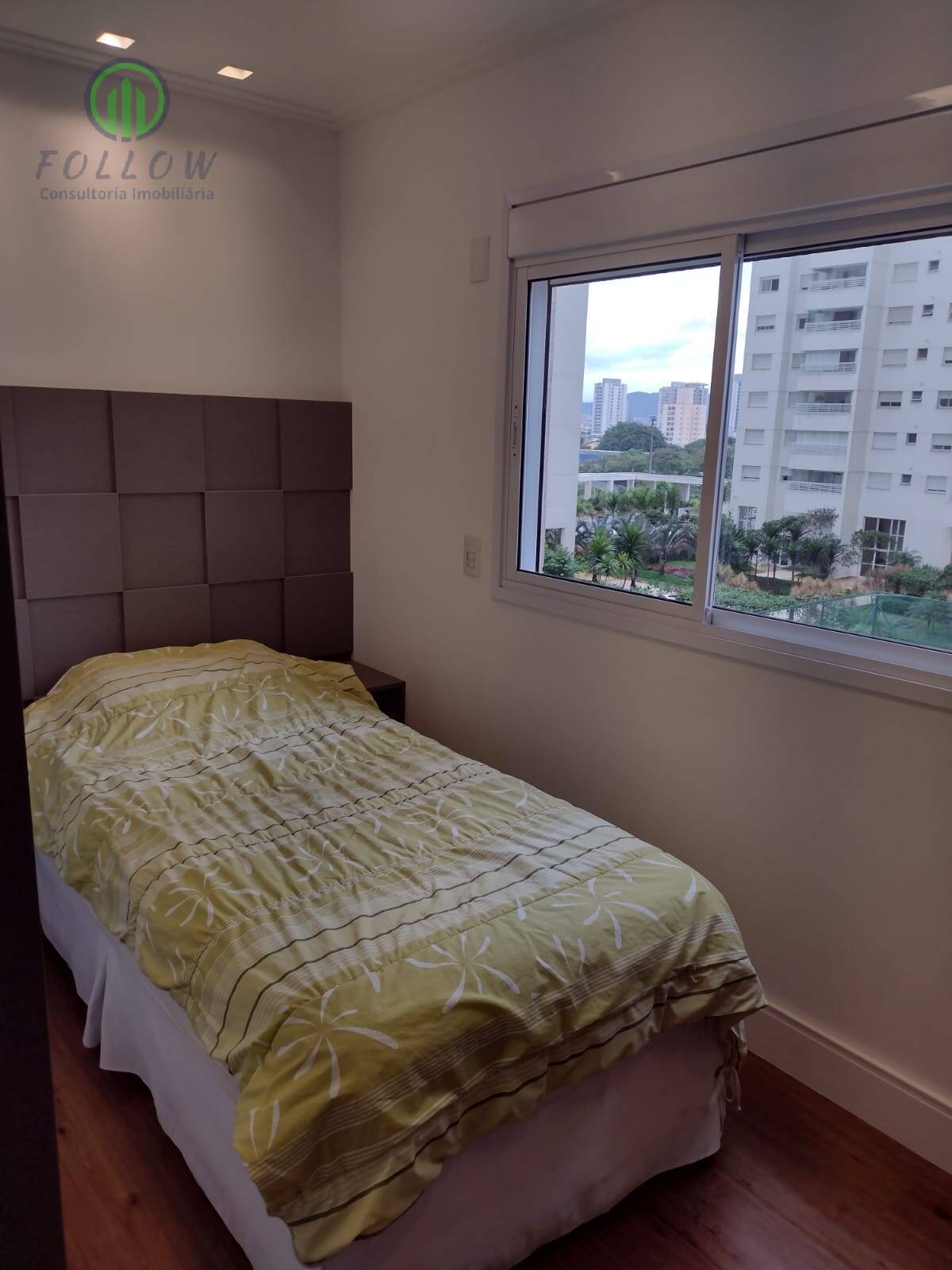 Apartamento à venda com 2 quartos, 110m² - Foto 9