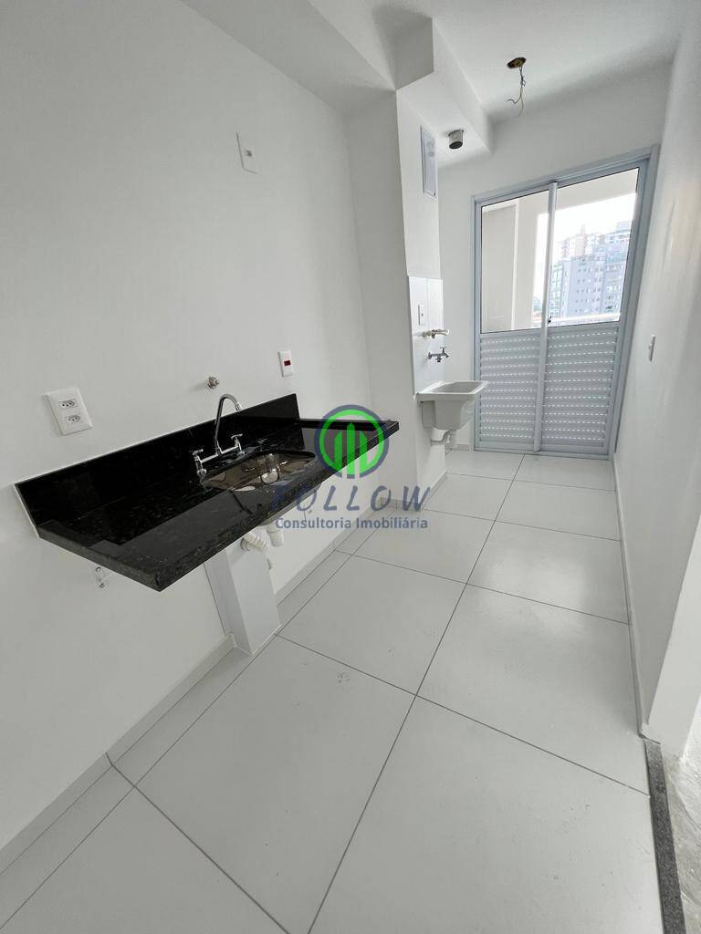 Apartamento à venda com 2 quartos, 57m² - Foto 7