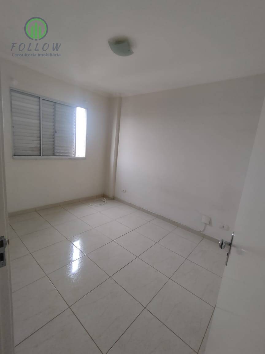 Apartamento à venda com 2 quartos, 62m² - Foto 7