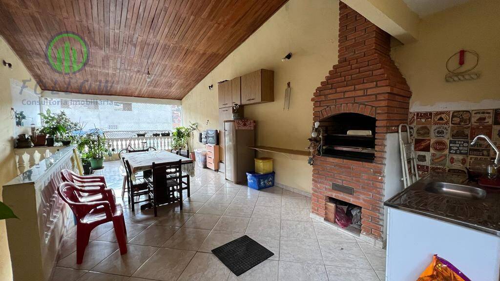 Sobrado à venda com 3 quartos, 236m² - Foto 14