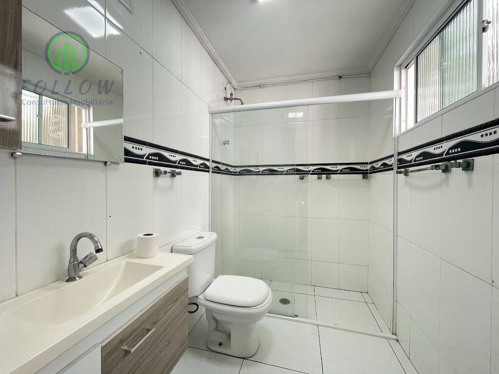 Sobrado à venda com 7 quartos, 222m² - Foto 12