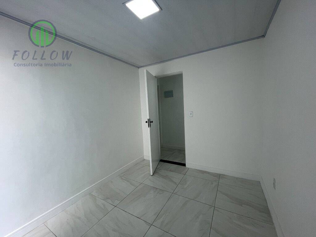 Sobrado à venda com 7 quartos, 222m² - Foto 22