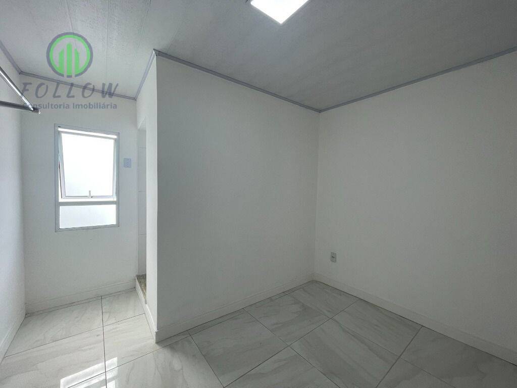 Sobrado à venda com 7 quartos, 222m² - Foto 19