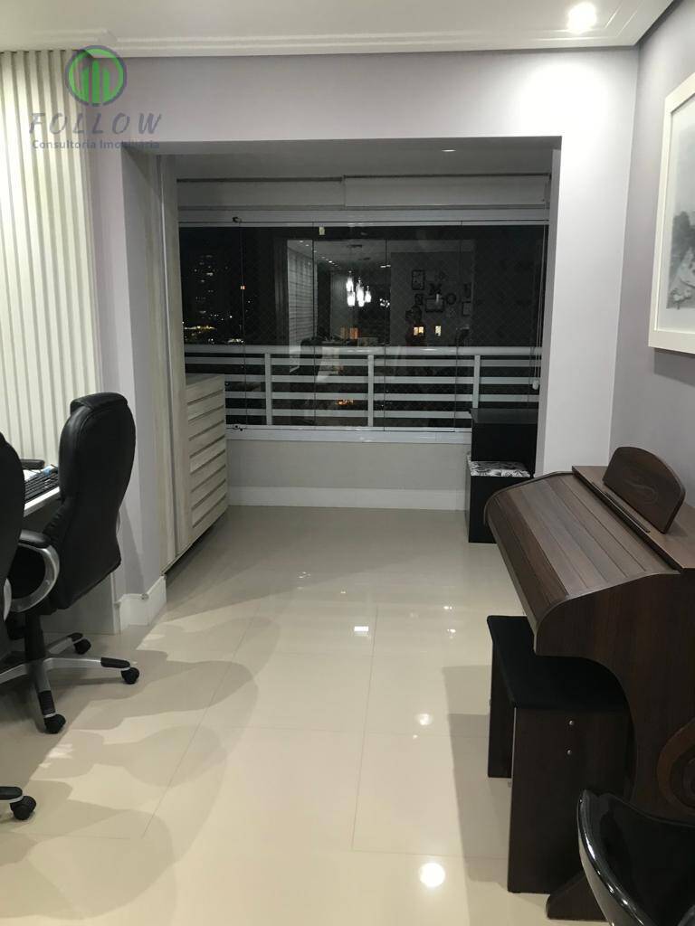 Apartamento à venda com 2 quartos, 81m² - Foto 3