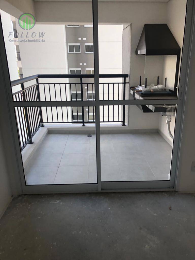 Apartamento à venda com 2 quartos, 72m² - Foto 4