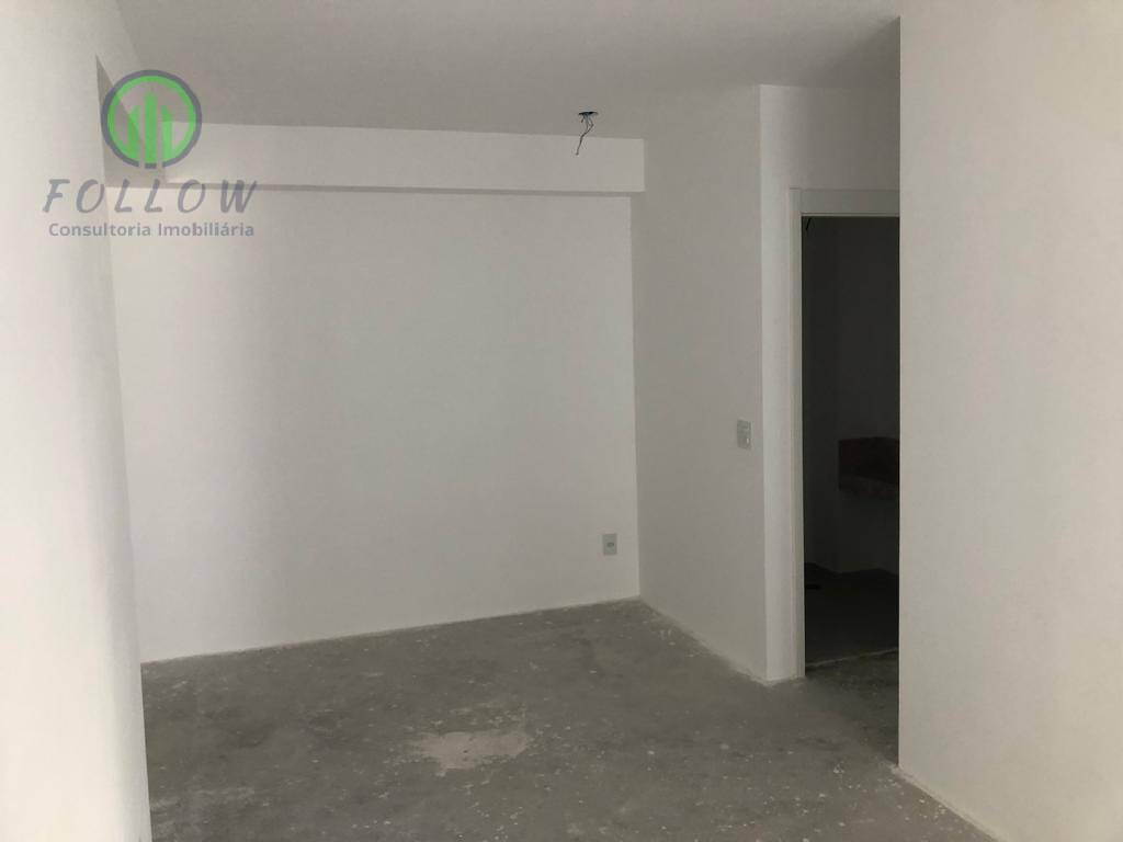 Apartamento à venda com 2 quartos, 72m² - Foto 10