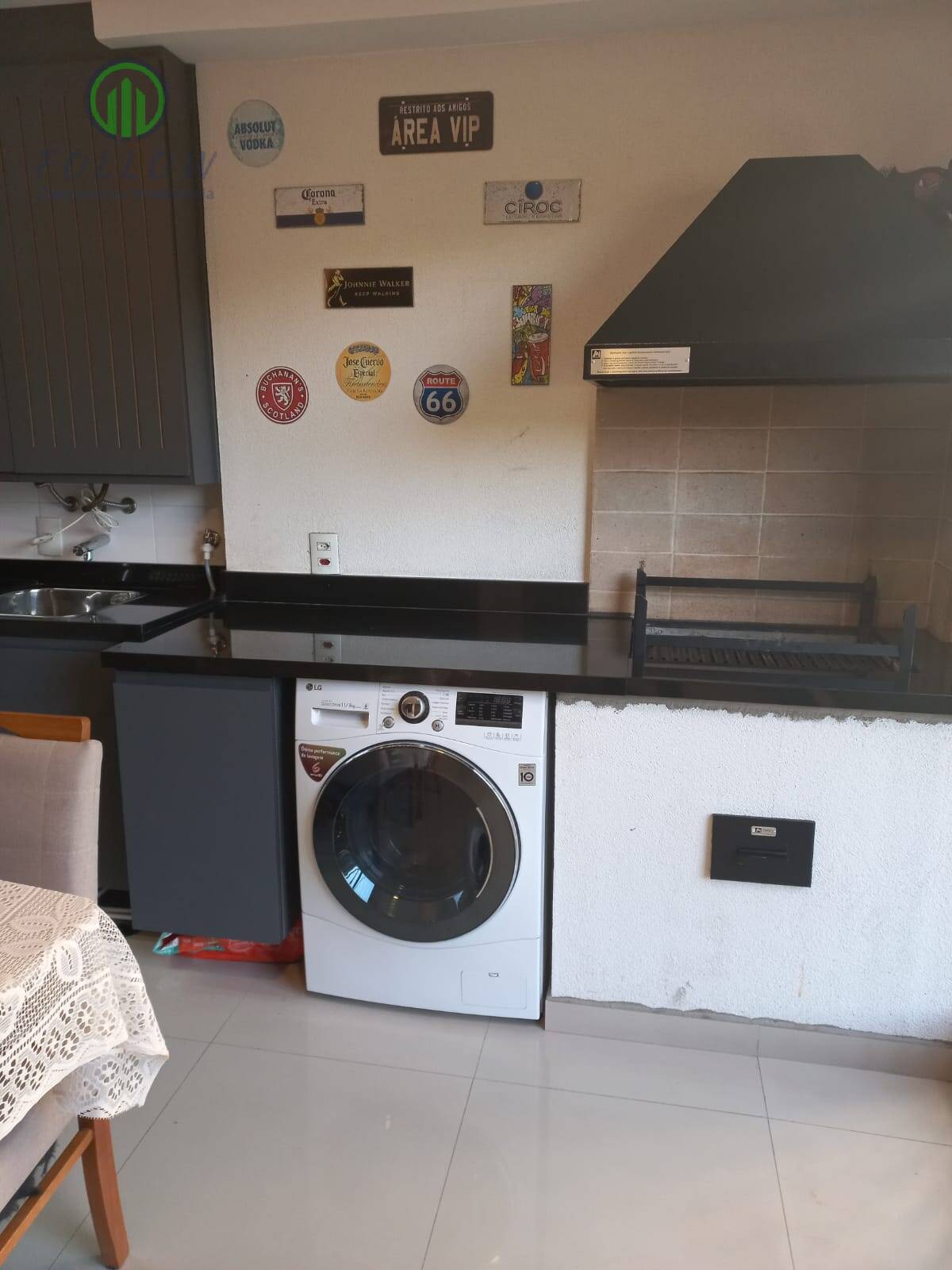 Apartamento à venda com 2 quartos, 61m² - Foto 3