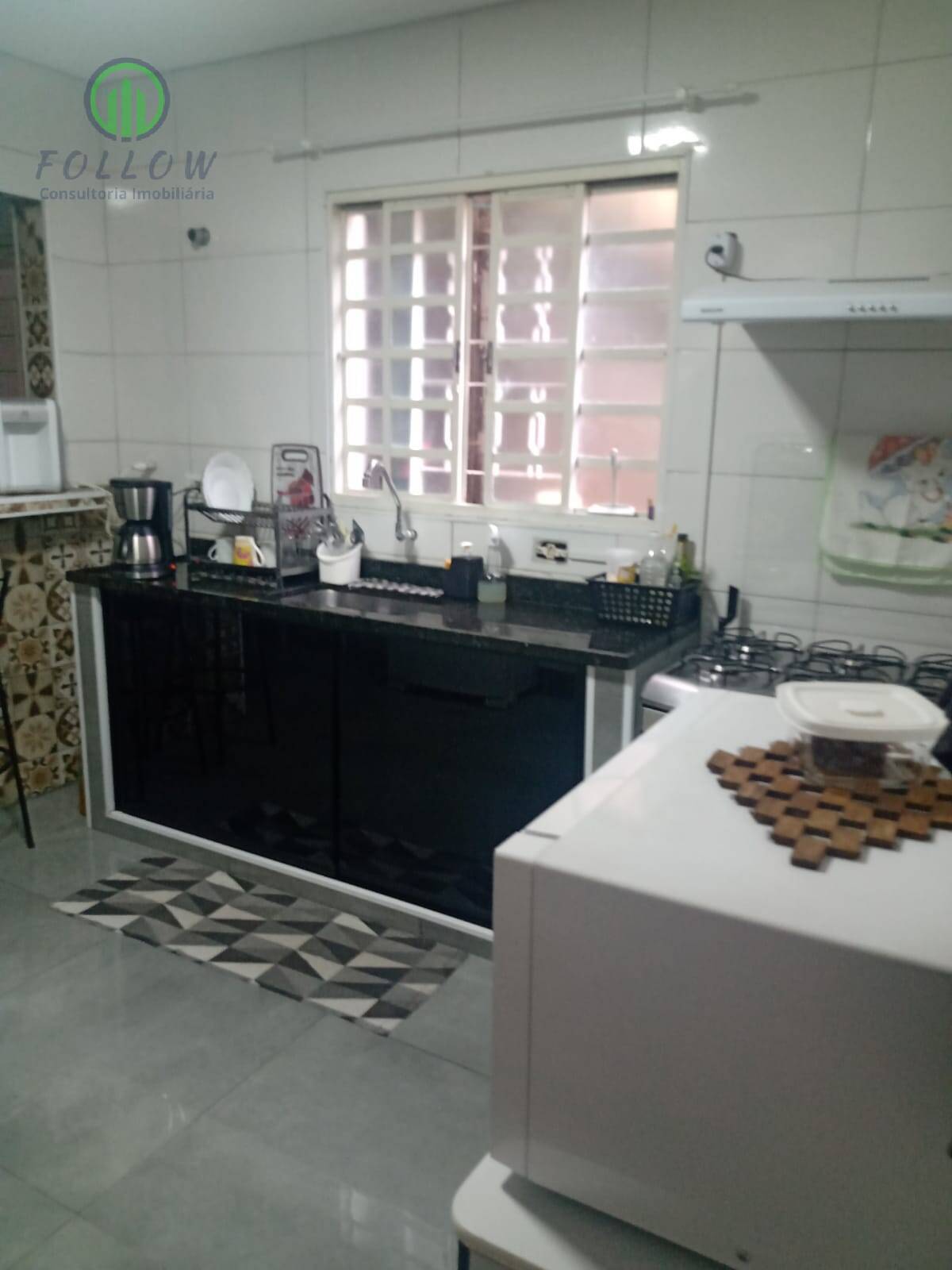 Apartamento à venda com 3 quartos, 183m² - Foto 3