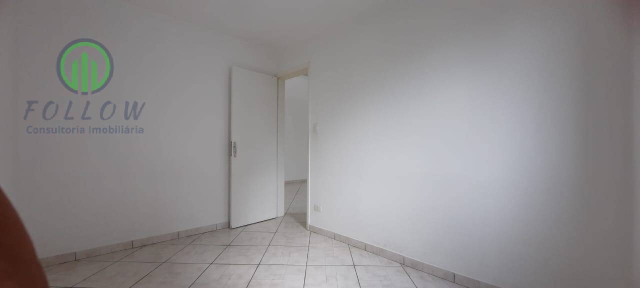 Apartamento à venda com 2 quartos, 62m² - Foto 11