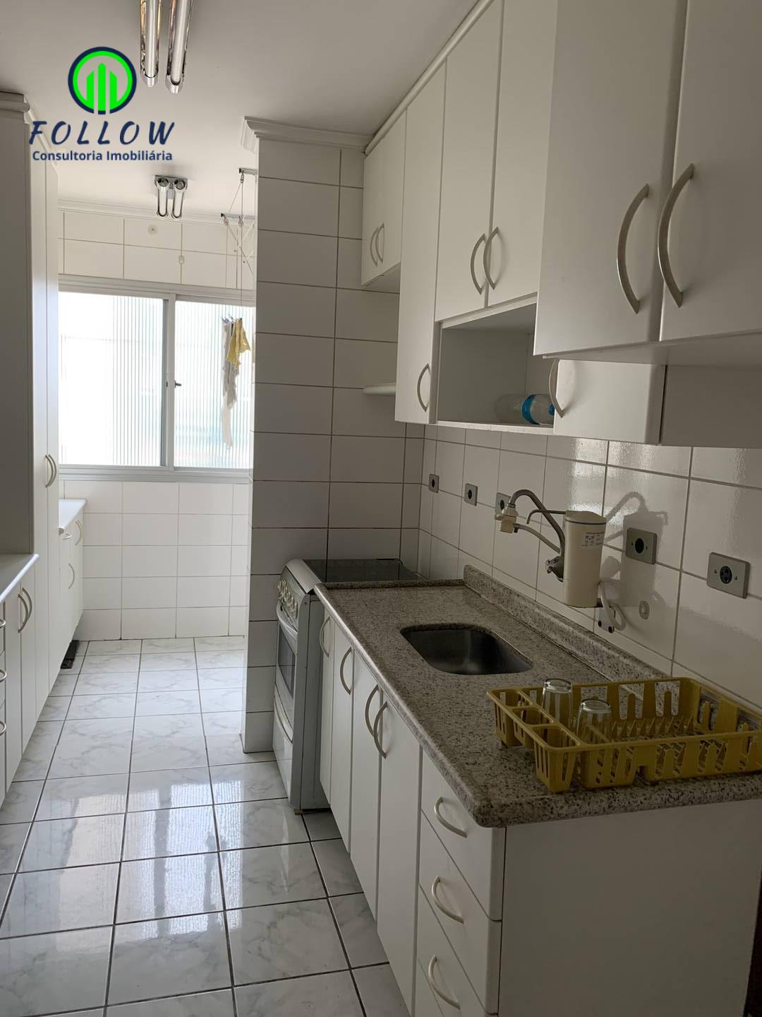 Apartamento à venda com 3 quartos, 74m² - Foto 3