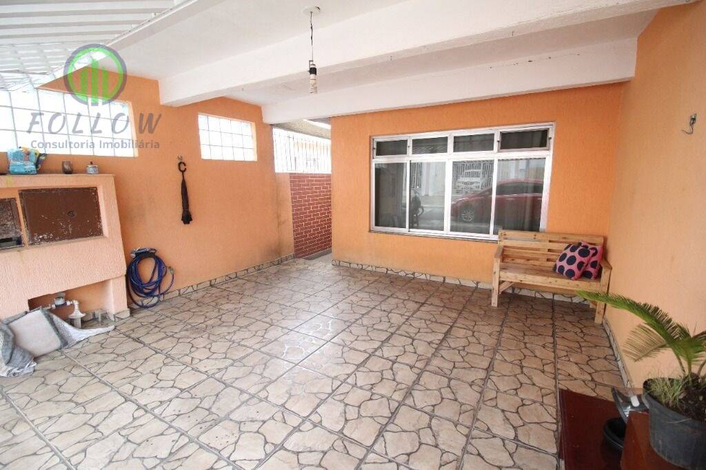 Casa à venda com 2 quartos, 155m² - Foto 2