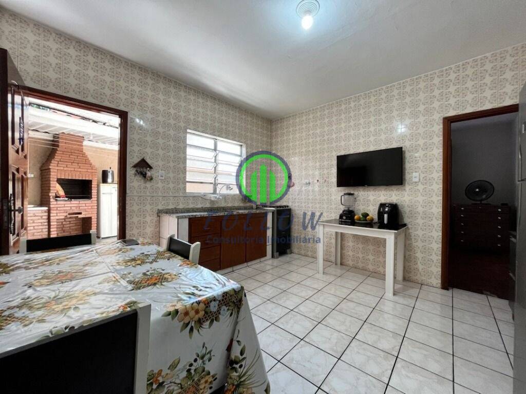 Casa à venda com 5 quartos, 260m² - Foto 21