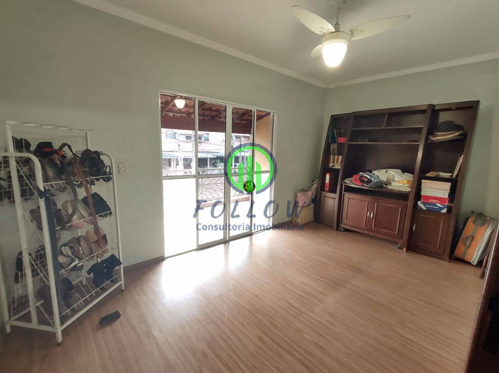 Casa de Condomínio à venda com 3 quartos, 260m² - Foto 17