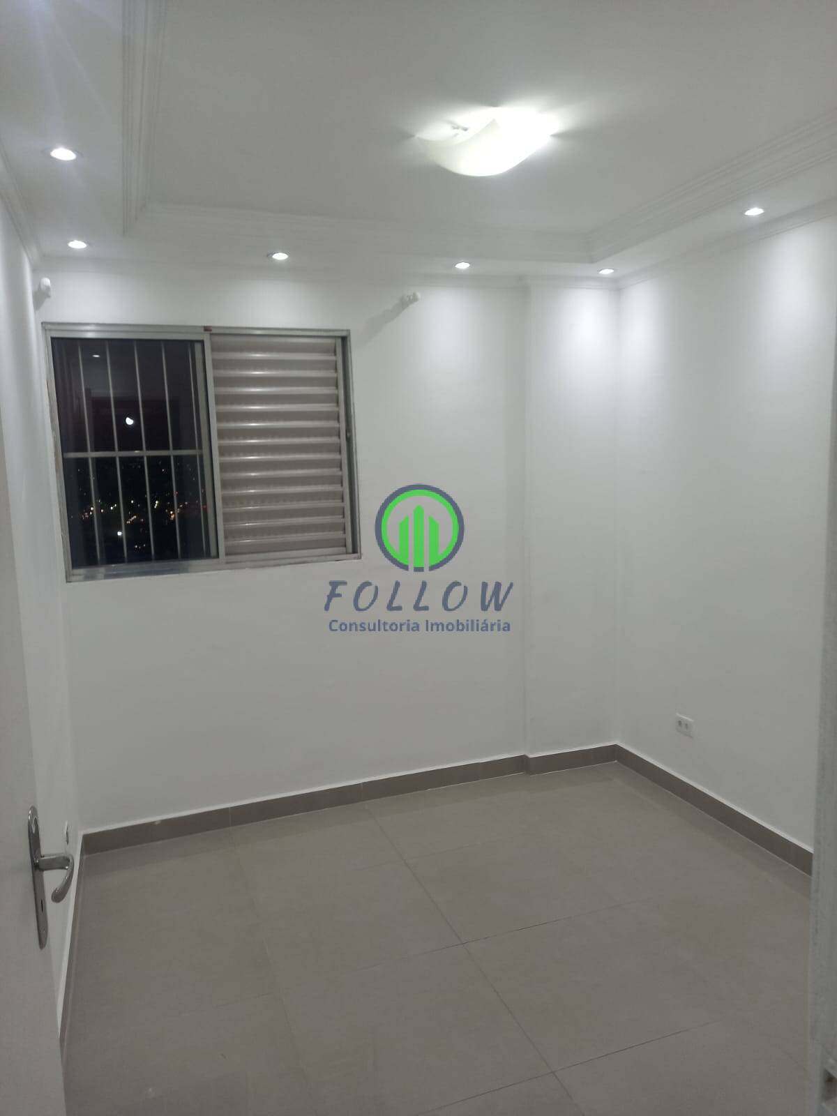 Apartamento à venda com 2 quartos, 54m² - Foto 11