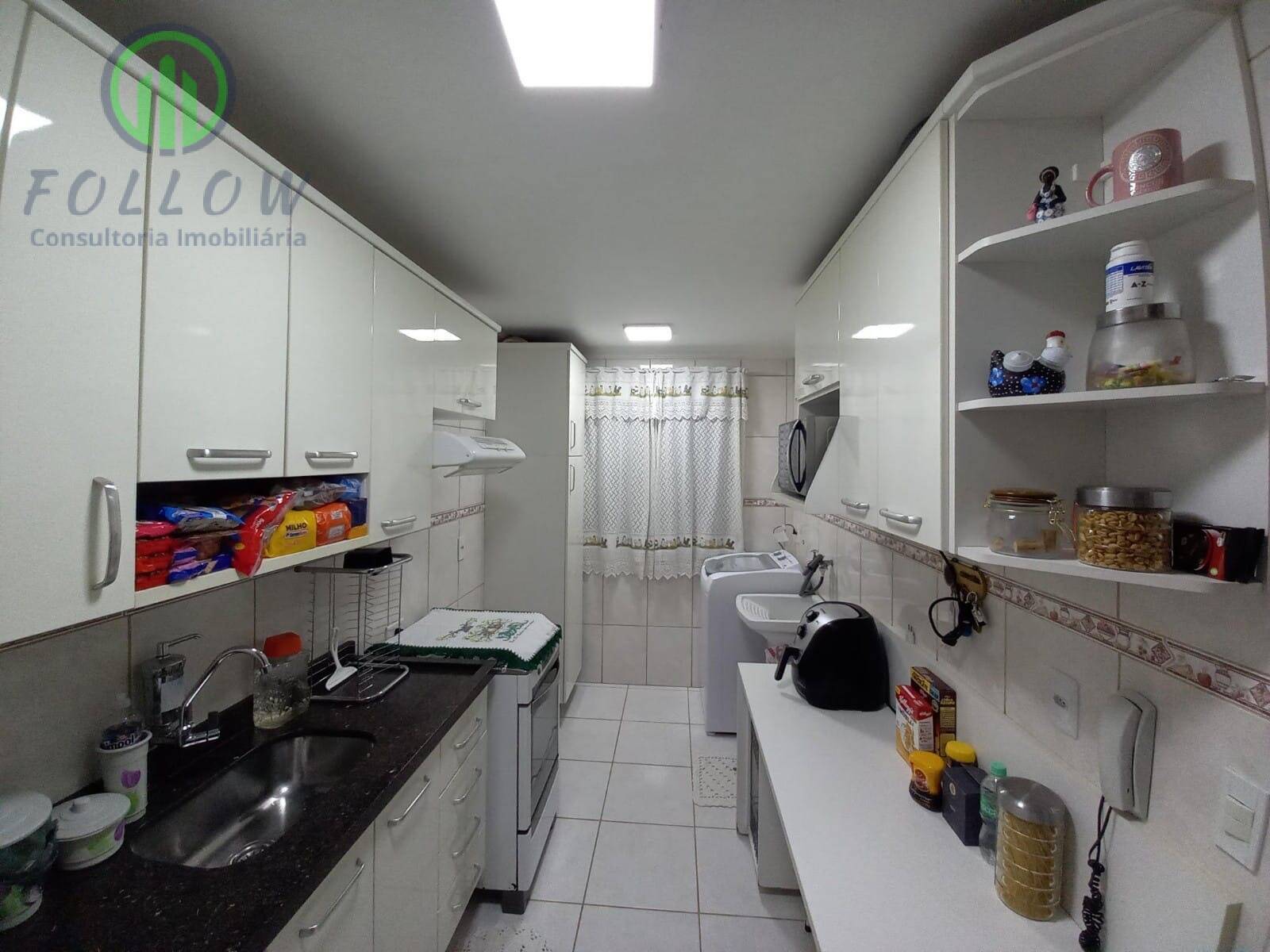 Apartamento à venda com 2 quartos, 57m² - Foto 32