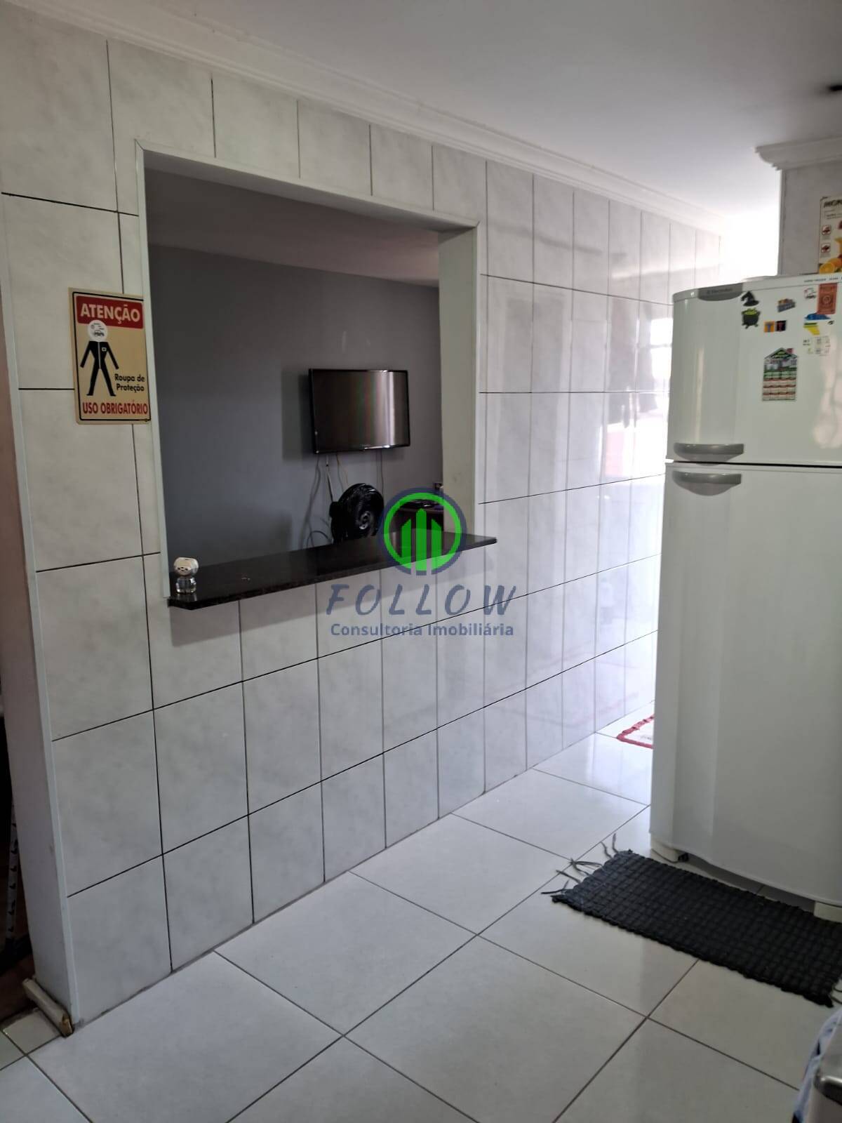 Apartamento à venda com 1 quarto, 50m² - Foto 2