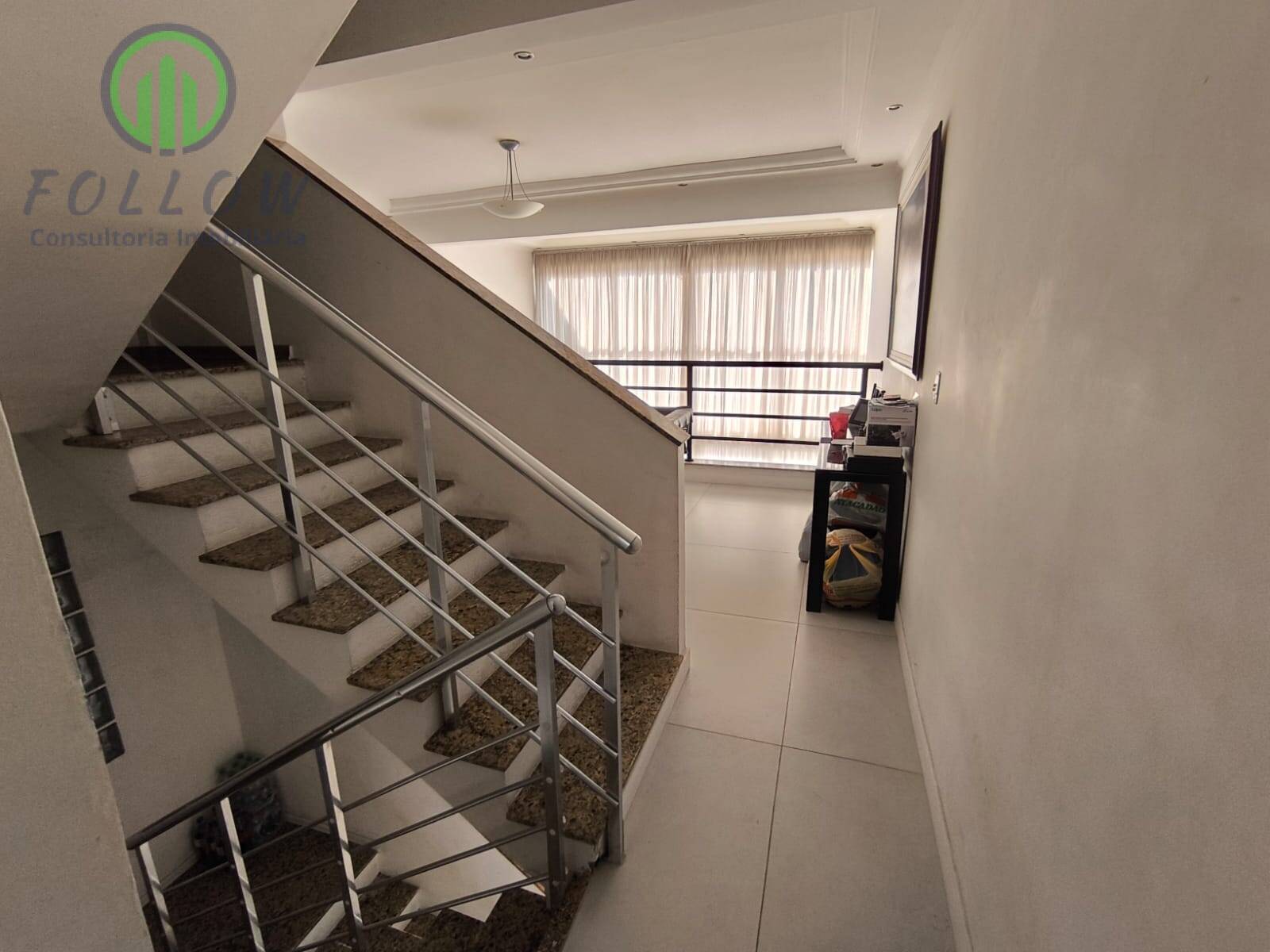 Sobrado à venda com 4 quartos, 240m² - Foto 9