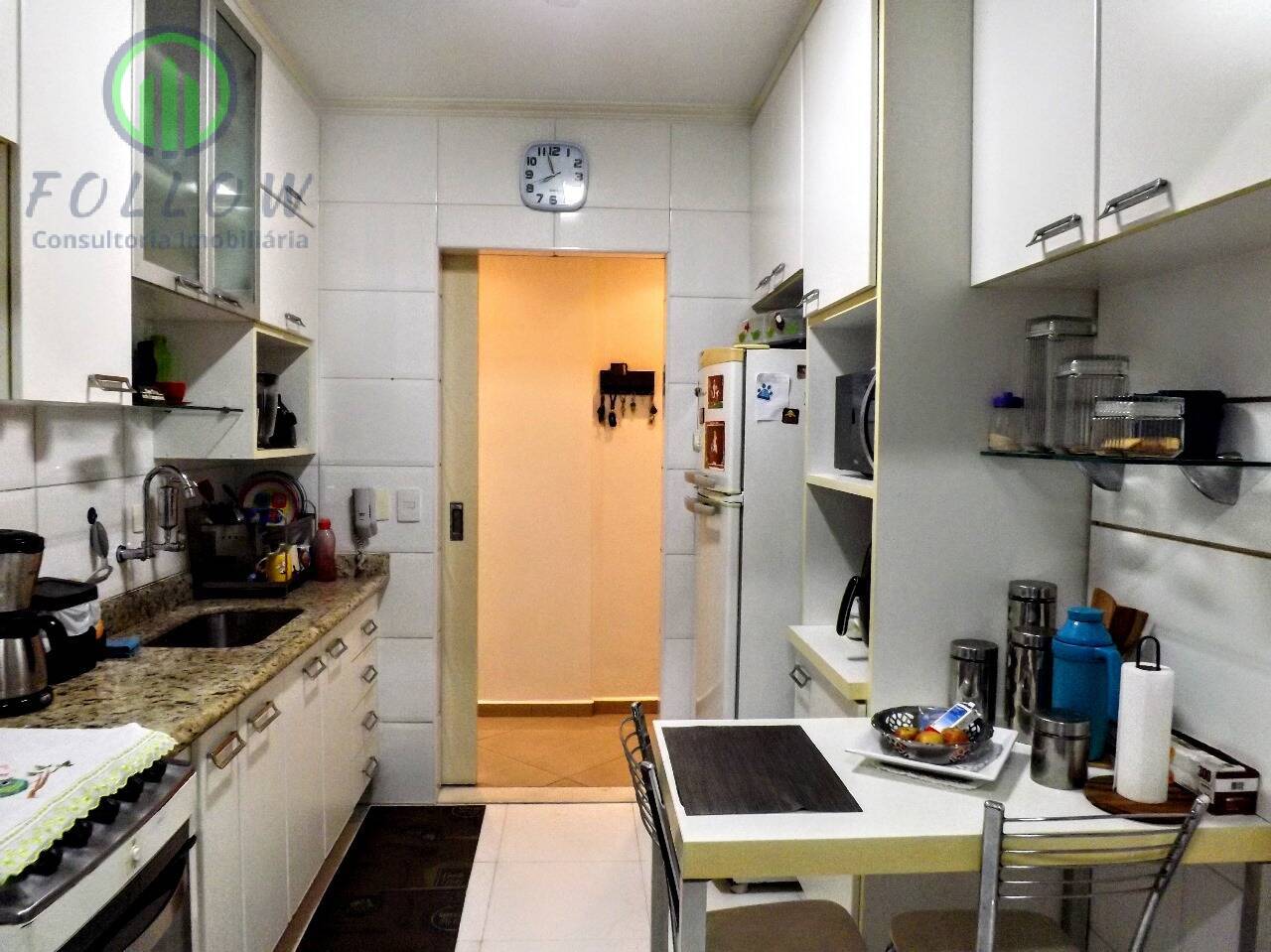 Apartamento à venda com 2 quartos, 66m² - Foto 7