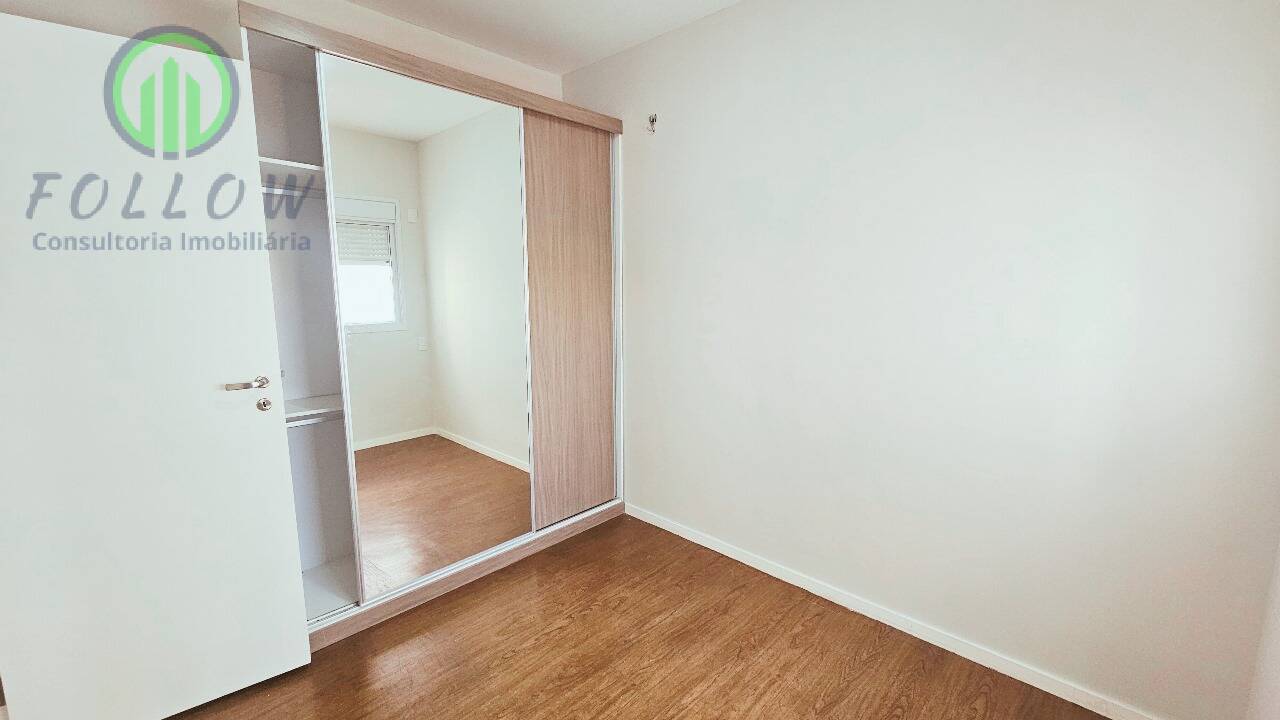 Apartamento à venda com 3 quartos, 81m² - Foto 8