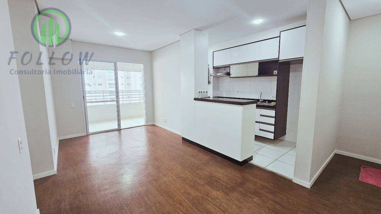 Apartamento à venda com 3 quartos, 81m² - Foto 19