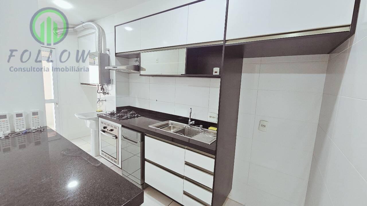 Apartamento à venda com 3 quartos, 81m² - Foto 5