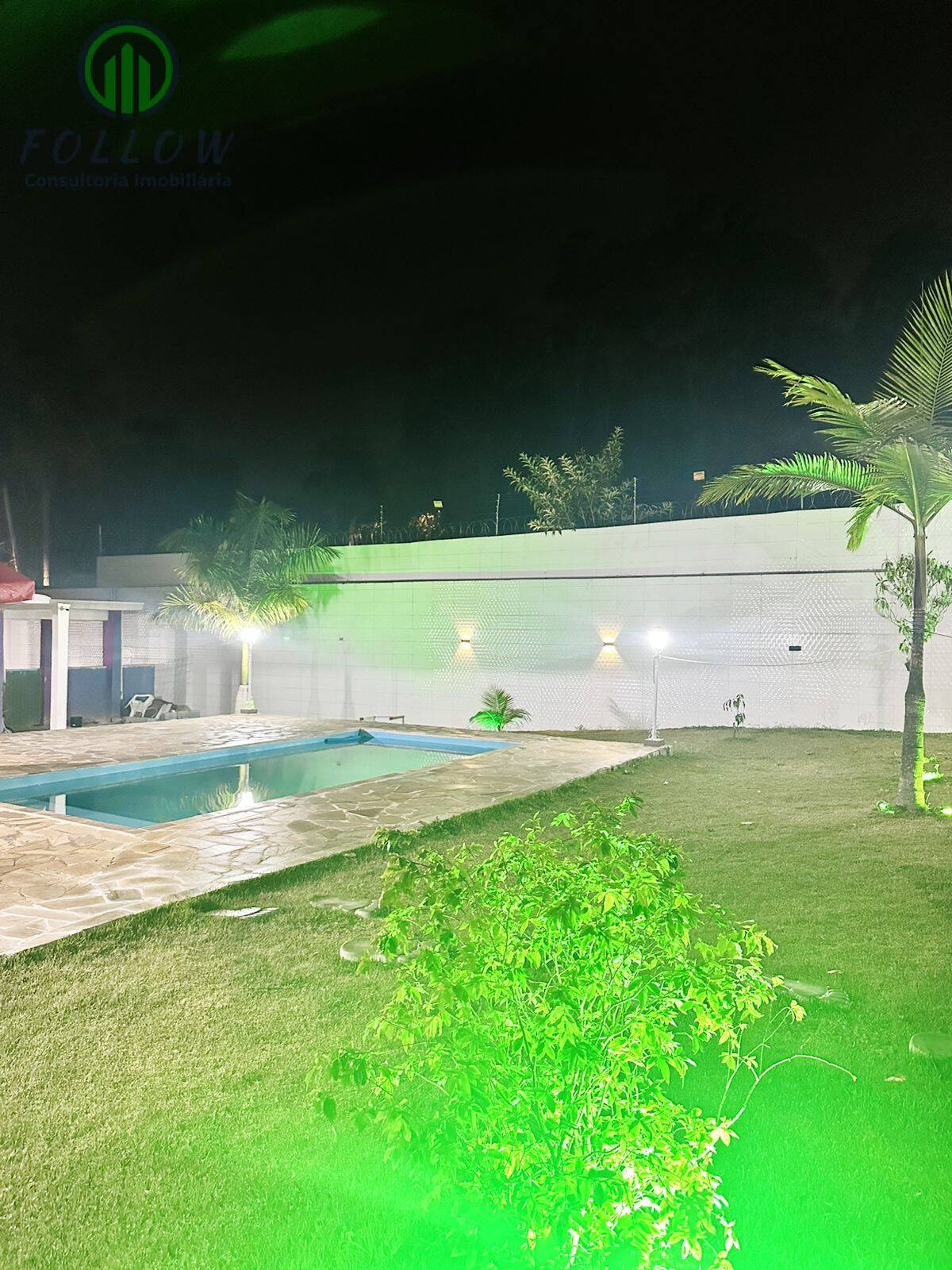 Casa de Condomínio à venda e aluguel com 3 quartos, 380m² - Foto 16