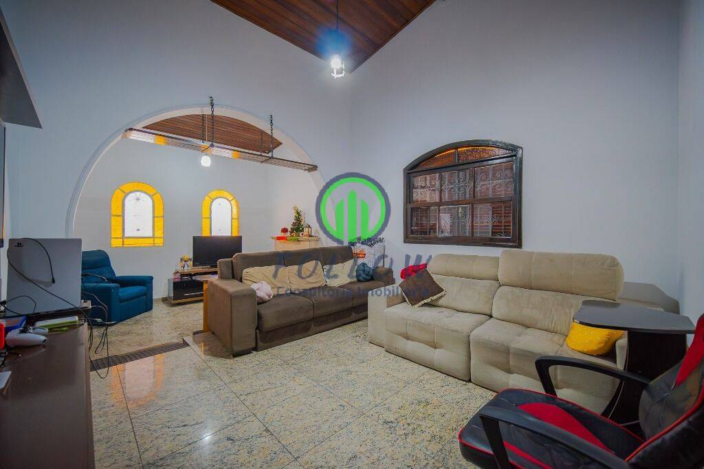 Casa à venda com 4 quartos, 224m² - Foto 5