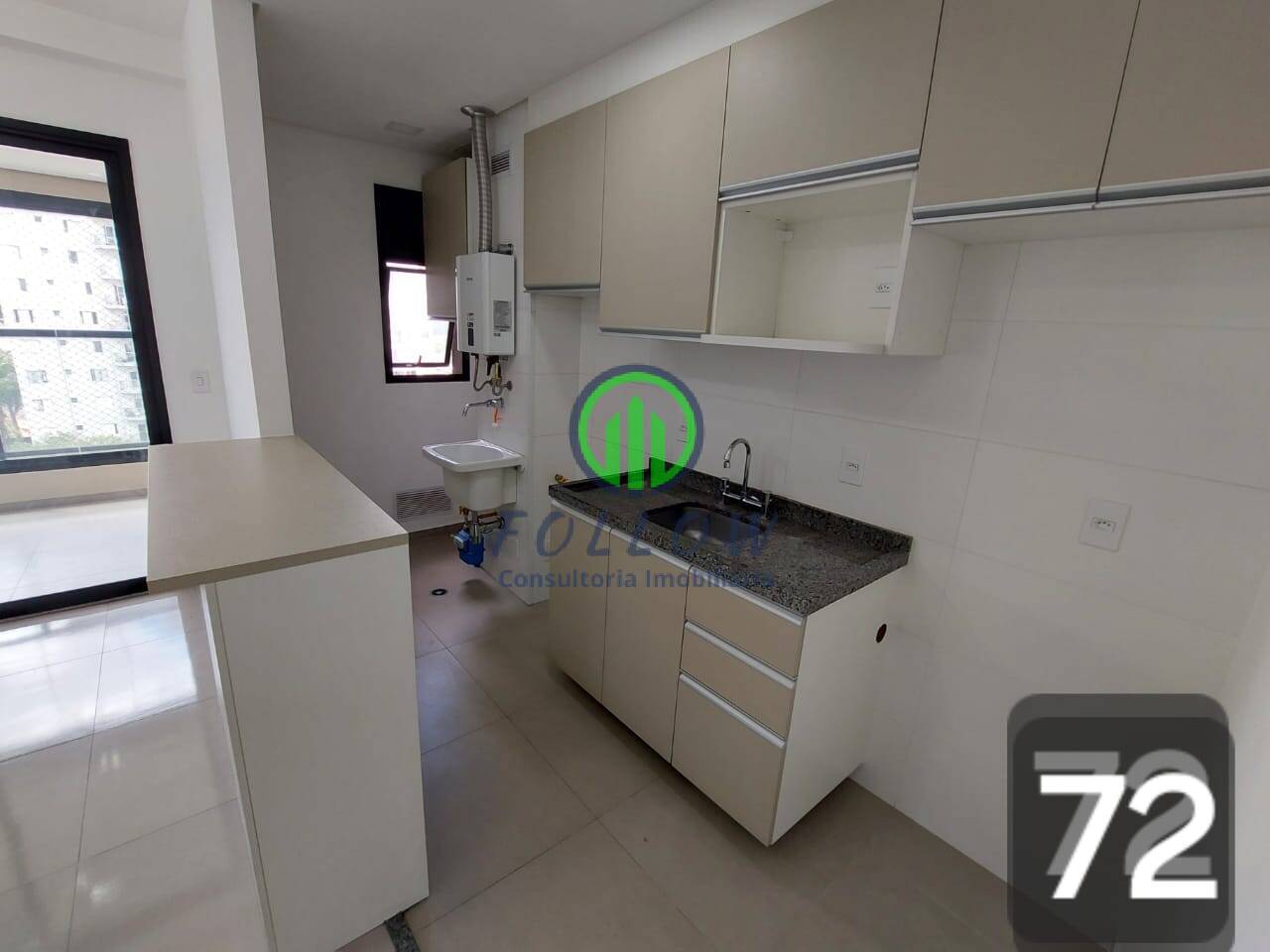 Apartamento à venda com 2 quartos, 56m² - Foto 2