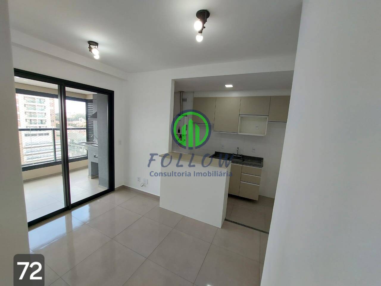 Apartamento à venda com 2 quartos, 56m² - Foto 1